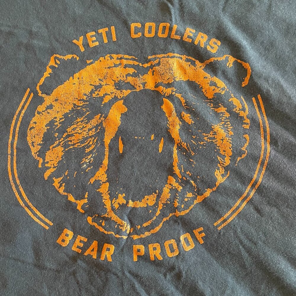 Yeti Cooler Bear Pride T-Shirt XXL